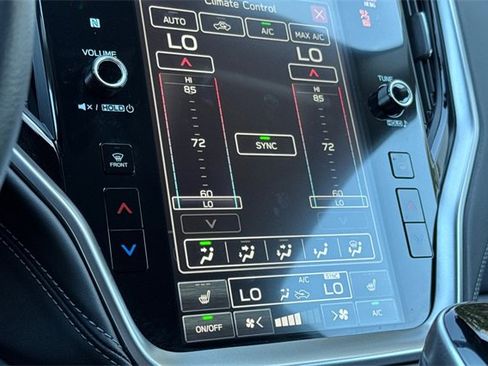 Used 2025 Subaru Outback Premium w/ Popular Package #1A image 23