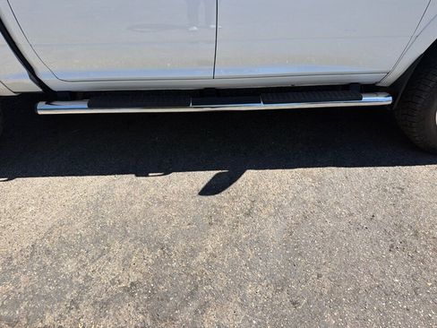 Used 2018 RAM 1500 Laramie w/ Convenience Group AWD/4WD image 29