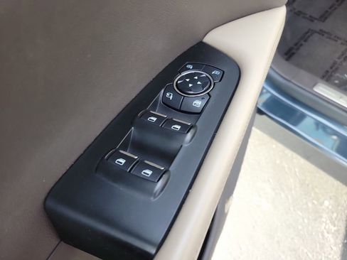 Used 2021 Lincoln Nautilus FWD w/ Equipment Group 101A image 15