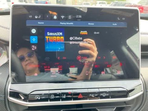 New 2025 Jeep Compass Latitude w/ Convenience Group image 16