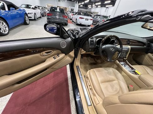 Used 2006 Lexus SC 430 Convertible image 23