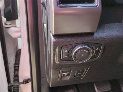 Used 2018 Ford F150 XLT w/ Equipment Group 301A Mid RWD image 13