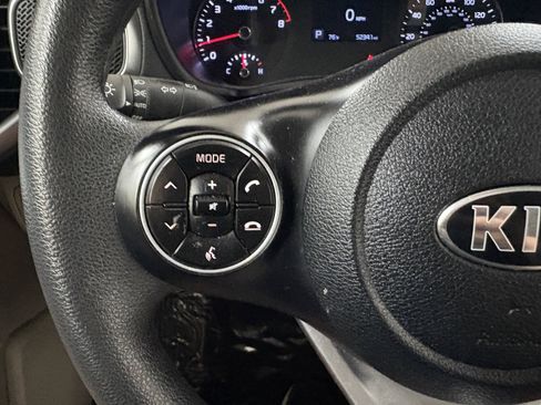 Used 2020 Kia Soul LX image 23