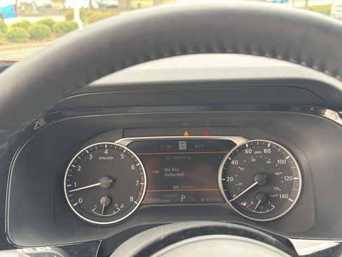 Certified 2024 Nissan Pathfinder SL w/ SL Premium Package image 21