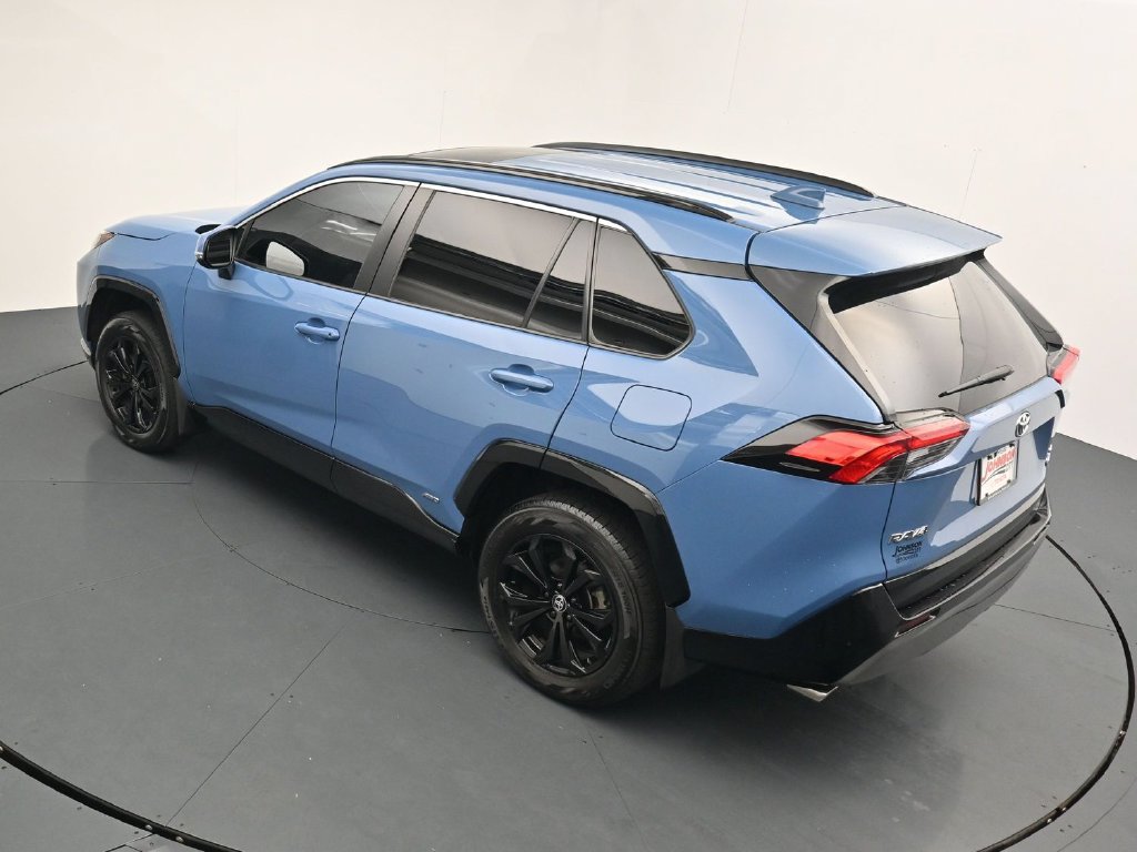 Used 2024 Toyota RAV4 SE w/ Convenience Package AWD/4WD image 24