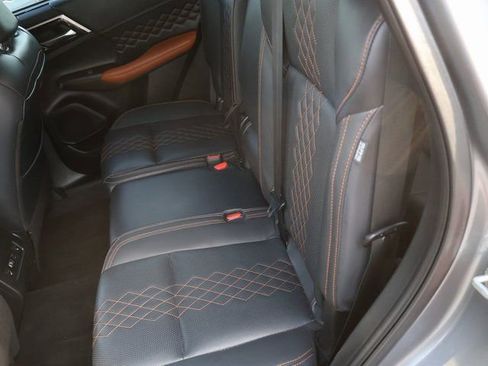 Used 2022 Mitsubishi Outlander SEL image 14