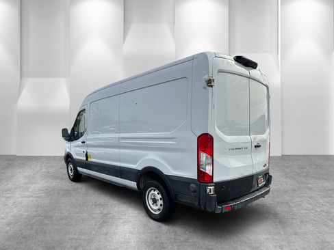 Used 2019 Ford Transit 150 148 Medium Roof image 4