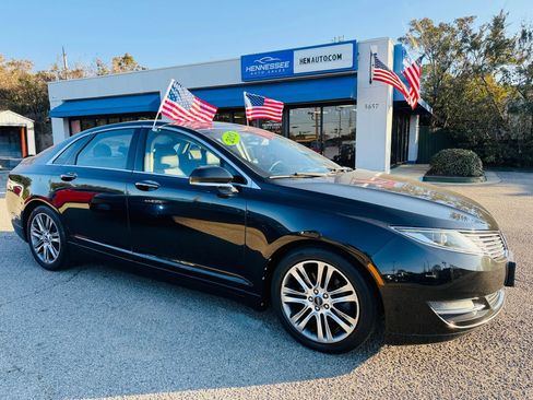 Used 2013 Lincoln MKZ image 12