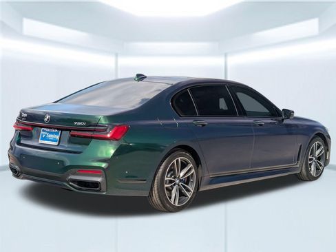 Used 2020 BMW 750i xDrive w/ Executive Package AWD/4WD image 5