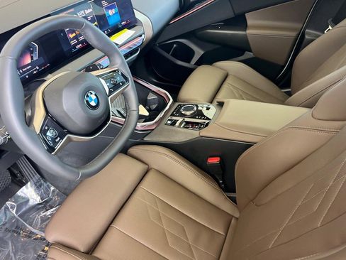 Used 2025 BMW X3 xDrive30 w/ Premium Package AWD/4WD image 4