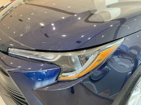 Used 2026 Toyota Corolla LE w/ LE Premium Package FWD image 20
