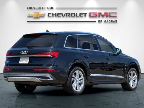 Used 2023 Audi Q7 3.0T Premium Plus image 3