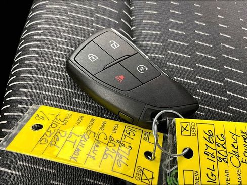 Used 2026 Chevrolet Equinox LT AWD/4WD image 11