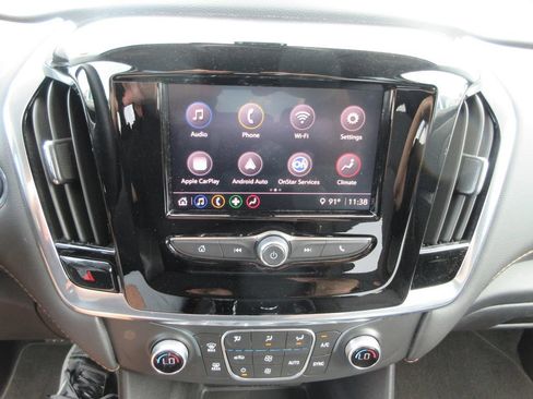 Certified 2020 Chevrolet Traverse LS FWD image 29