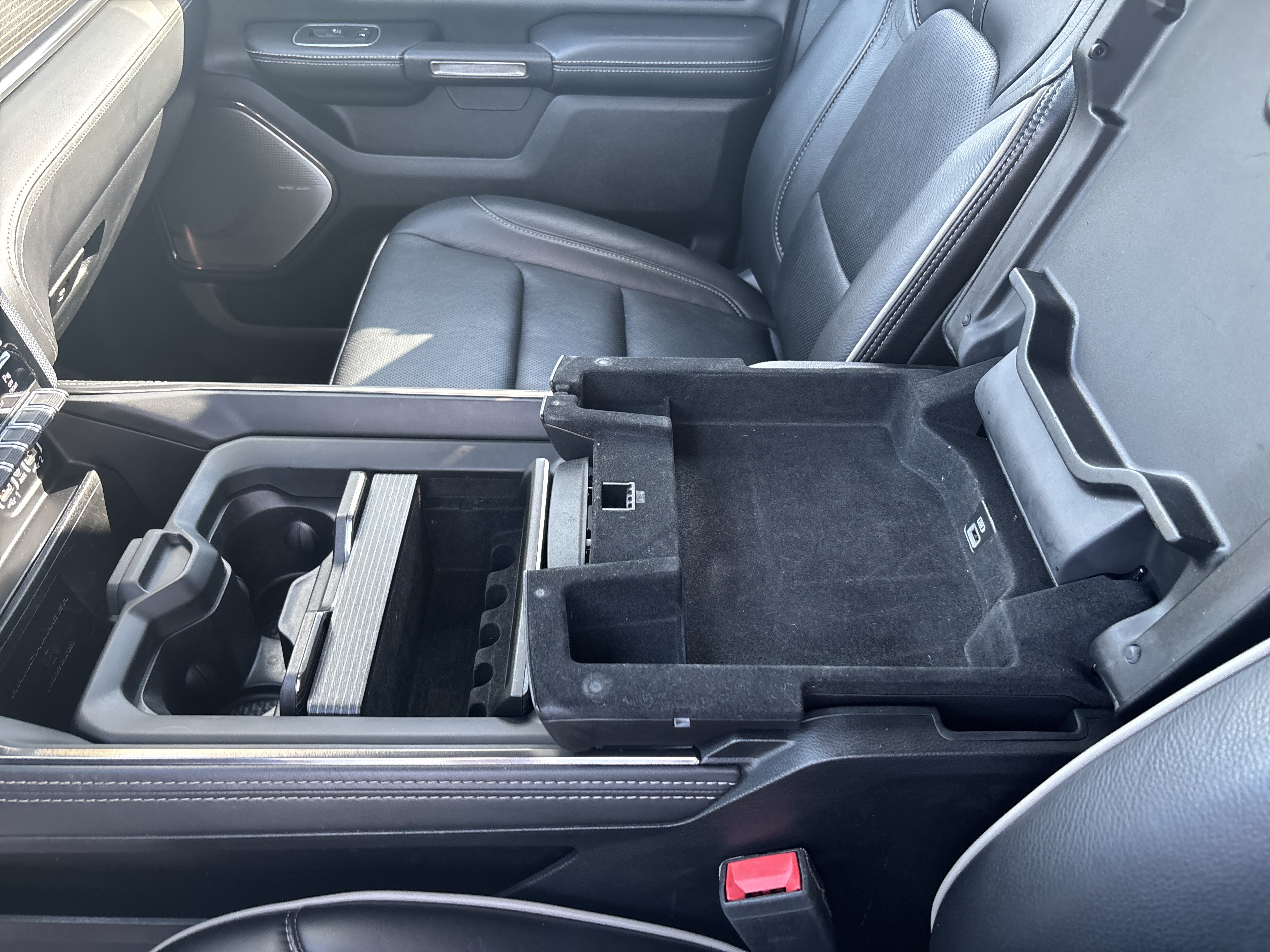 Used 2020 RAM 1500 Limited AWD/4WD image 25