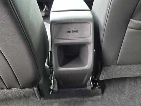 Certified 2025 Buick Envista Preferred w/ Advanced Safety Package FWD image 19