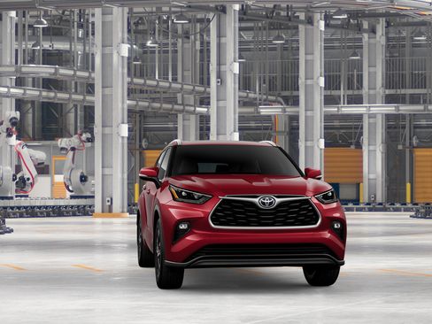 New 2026 Toyota Highlander XLE AWD/4WD image 16