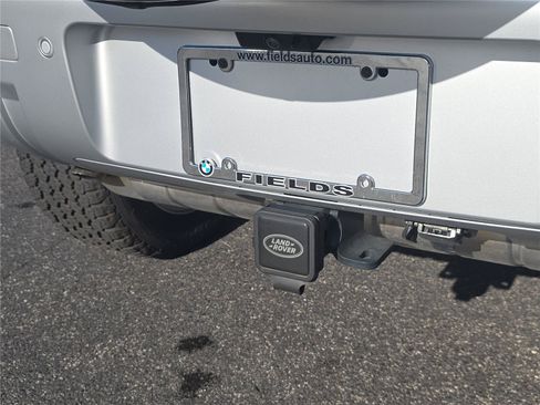 Used 2025 Land Rover Defender 90 S AWD/4WD image 5