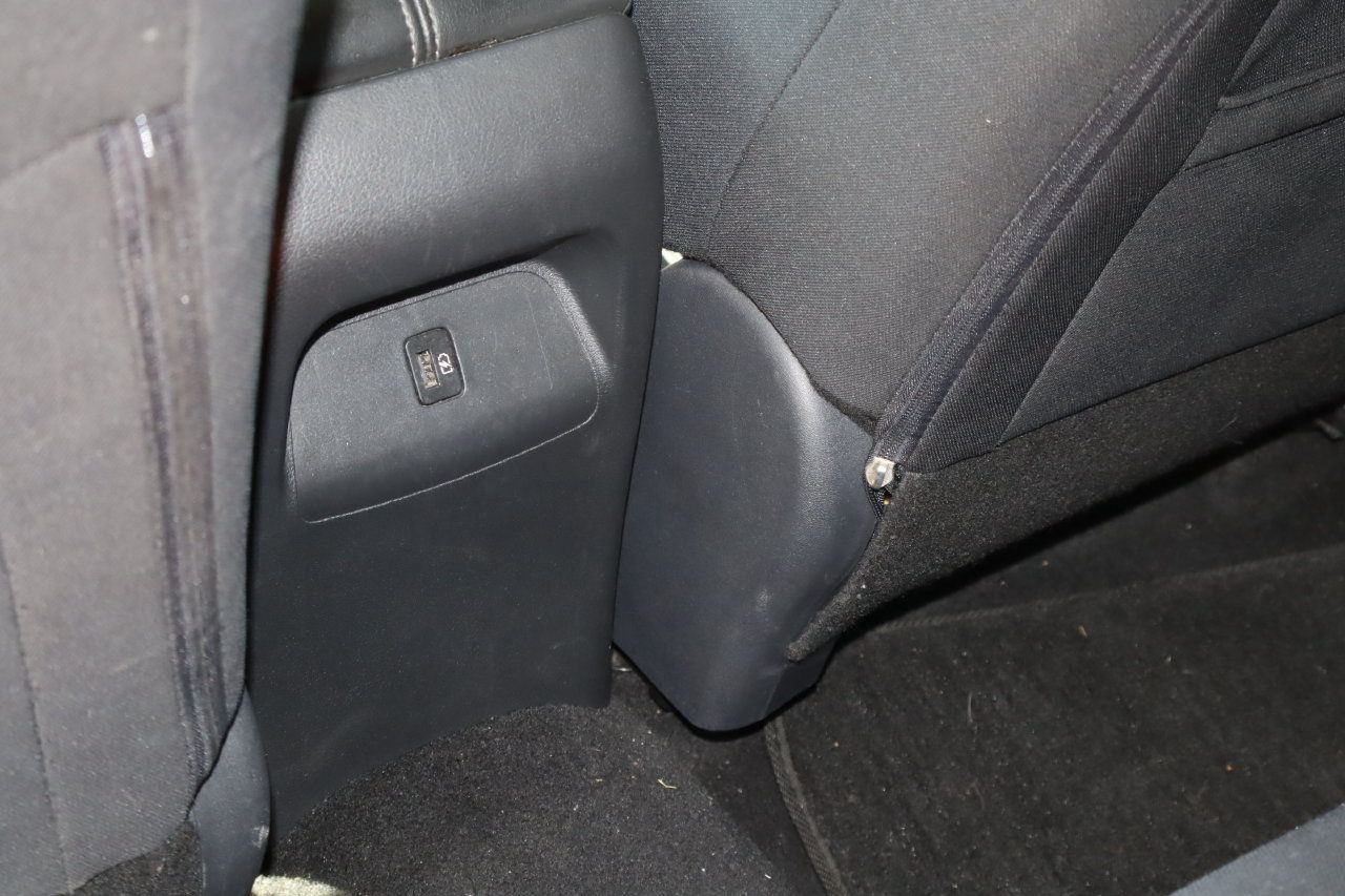 Used 2021 Nissan Sentra SV FWD image 18