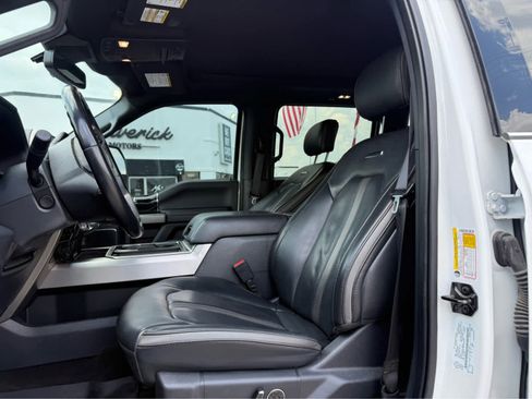 Used 2022 Ford F350 Platinum AWD/4WD image 6