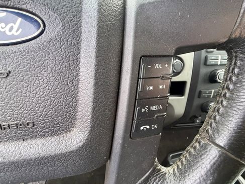 Used 2012 Ford F150 XLT w/ XLT Chrome Pkg image 11