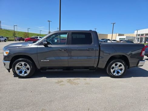 Used 2022 RAM 1500 Big Horn AWD/4WD image 2