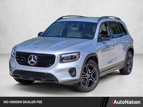 Used 2026 Mercedes-Benz GLB 250 image 1