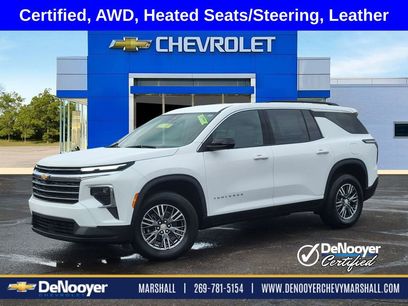 Used 2024 Chevrolet Traverse LT