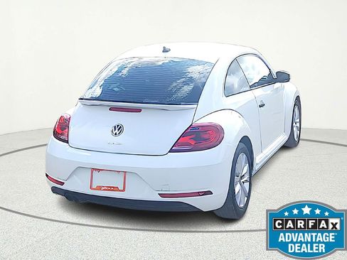 Used 2017 Volkswagen Beetle 1.8T Classic FWD image 6