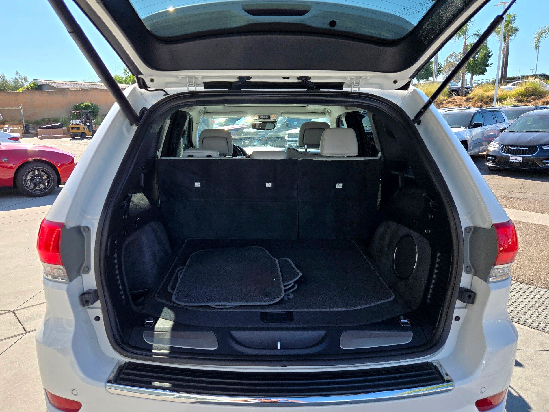 Certified 2021 Jeep Grand Cherokee Summit AWD/4WD image 18