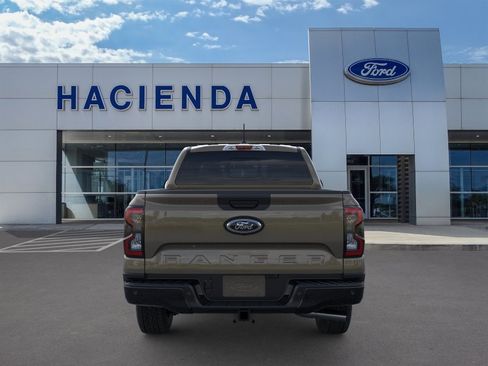 Used 2025 Ford Ranger XLT w/ Black Appearance Package AWD/4WD image 5