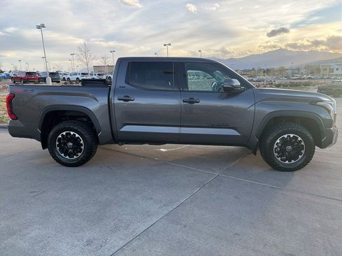 Used 2022 Toyota Tundra SR5 AWD/4WD image 9