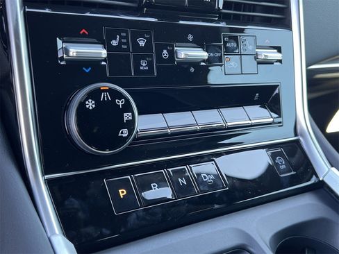 New 2026 Nissan Armada SL w/ Captain's Chari Seat Package image 13