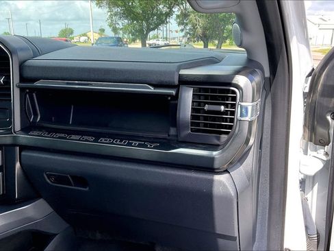 Used 2024 Ford F350 Lariat w/ Lariat Ultimate Package AWD/4WD image 23