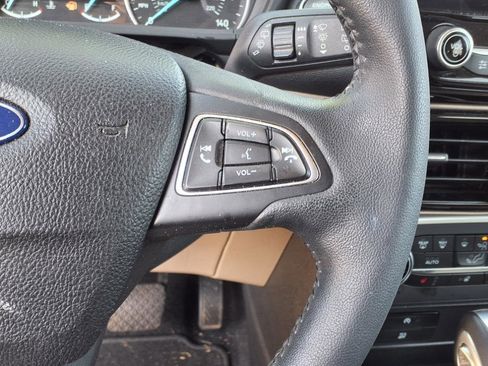 Used 2021 Ford EcoSport Titanium image 19