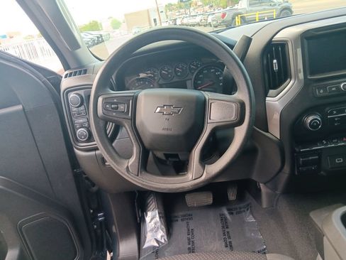 Used 2020 Chevrolet Silverado 1500 Custom Trail Boss w/ Custom Convenience Package AWD/4WD image 13