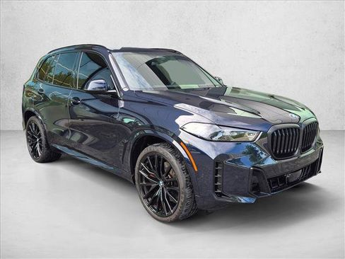 Used 2025 BMW X5 sDrive40i w/ M Sport Package RWD image 3