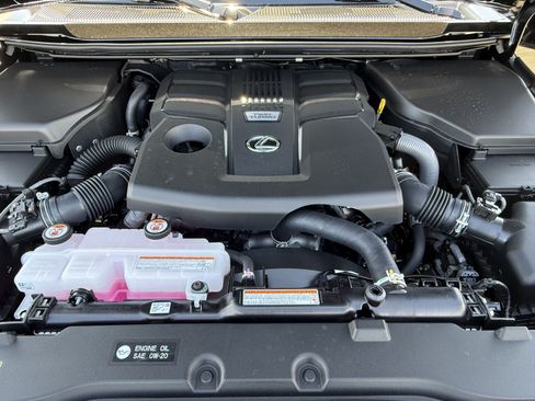 New 2026 Lexus GX 550 AWD/4WD image 31