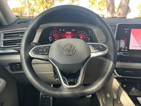 New 2026 Volkswagen Atlas SEL Premium R-Line AWD/4WD image 19