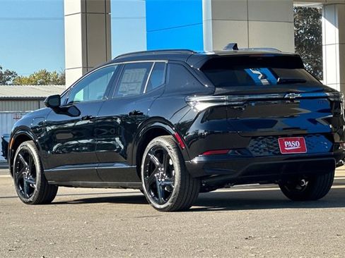 New 2026 Chevrolet Equinox EV RS image 7