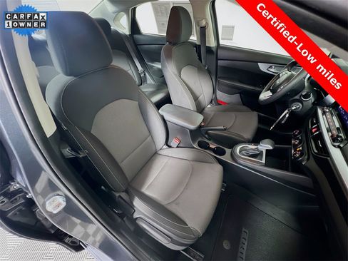 Certified 2023 Kia Forte LXS image 25