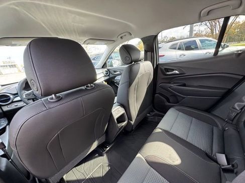 New 2026 Chevrolet Trax LT w/ Driver Confidence Package image 20