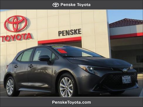 Certified 2023 Toyota Corolla SE image 1