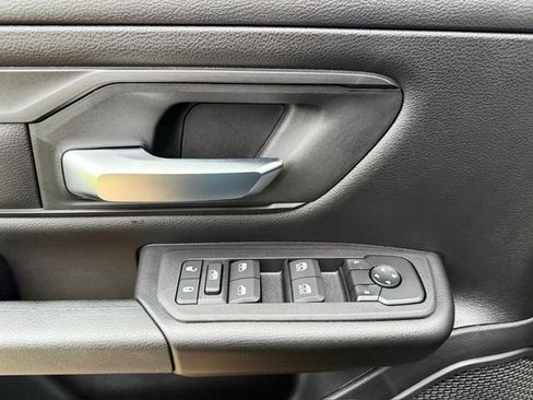 New 2026 RAM 1500 Express AWD/4WD image 15