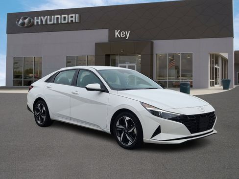 Certified 2023 Hyundai Elantra SEL w/ Convenience Package FWD image 1