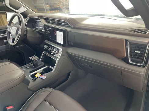 Used 2025 GMC Sierra 1500 Denali image 29