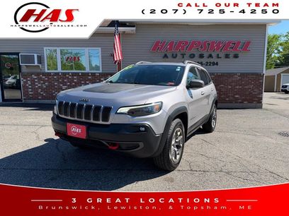 Used 2019 Jeep Cherokee Trailhawk w/ Comfort/Convenience Group