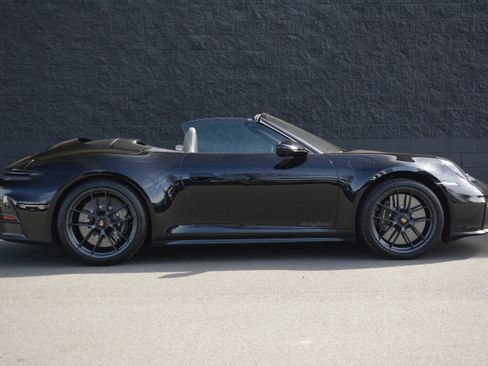 Used 2026 Porsche 911 GTS image 8