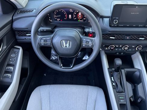 Certified 2025 Honda Accord SE image 27