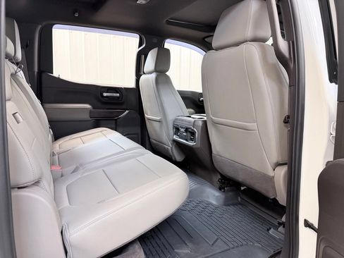 Used 2021 GMC Sierra 1500 SLT w/ SLT Premium Package AWD/4WD image 30